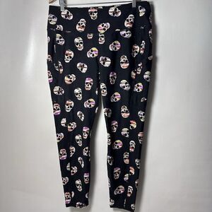 Torrid Performance Lite Full Length Active Plus Size Legging Skull Allover 1X
